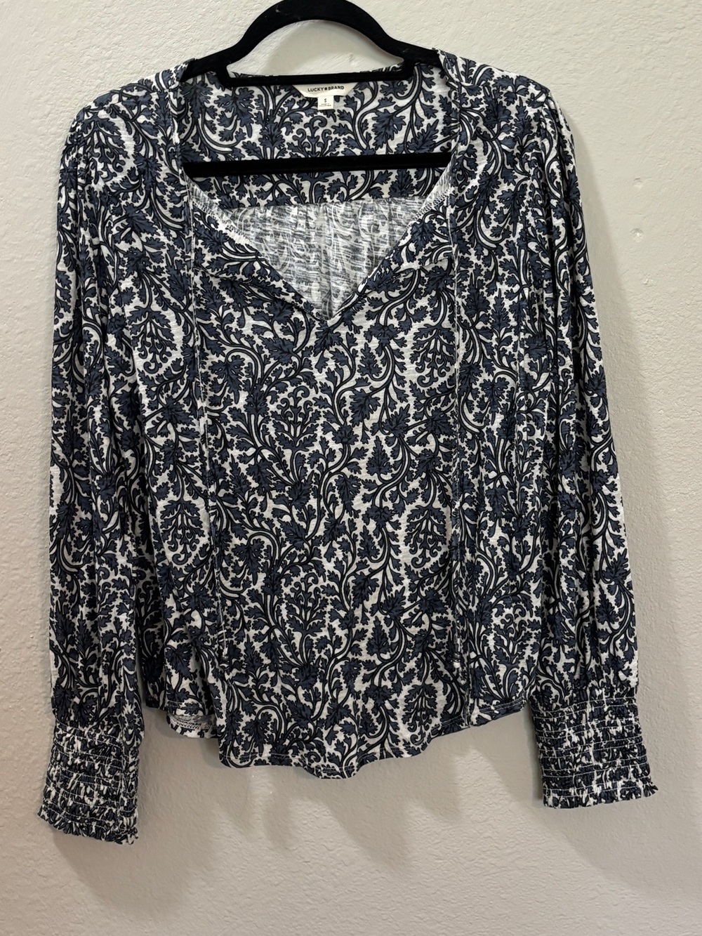 Lucky Brand Navy & White Floral Boho Long Sleeve Blouse Size Small